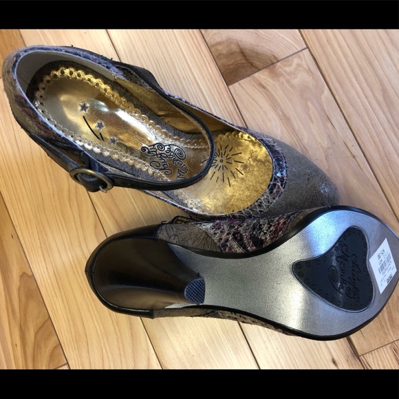 Naughty Monkey ankle-strap heels-NEW WITH TAGS - Picture 1 of 4